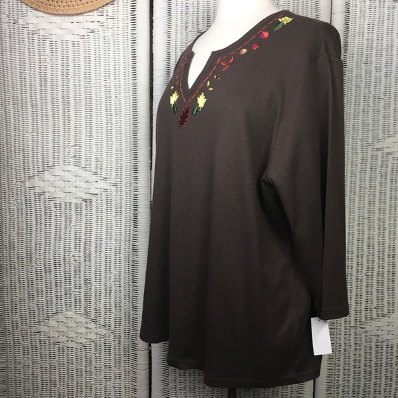 Crystal - Kobe Autumn Embroidery Dressy Tee 3/4 Sleeve - Picture 5 of 10